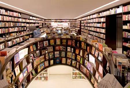 诚品时代的实体书店：文艺复兴还是大浪淘沙？