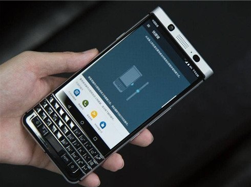 “BlackBerry中国”微博上线 黑莓要回了