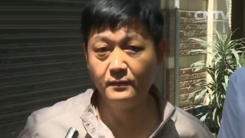 中国游客在洛杉矶穷街拍照遭壮汉殴打