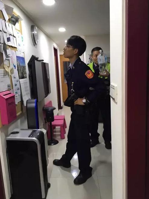 杭州小情侣在Airbnb上订的台湾民宿,入住后竟发现这个,evelyn lin qvod