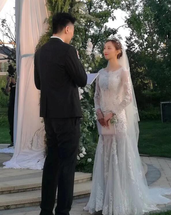 李晓旭低调完婚