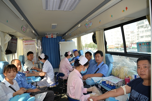 共建文明城 青岛能源集团开展爱心公益主题活