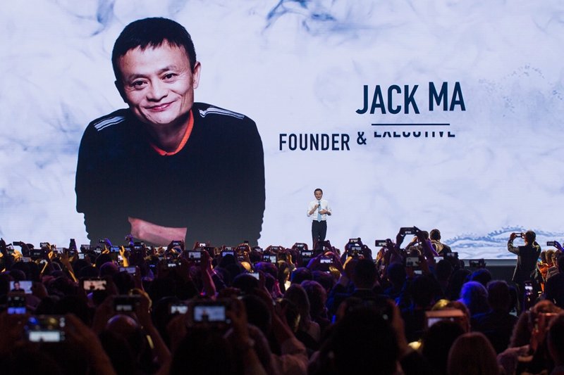 撇下英国王子和美国第一夫人，加拿大总理特鲁多与马云在一起6个半小时都干了啥?_凤凰资讯