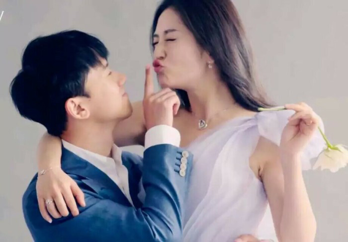 谢娜宣布怀孕 与张杰甜蜜照回顾