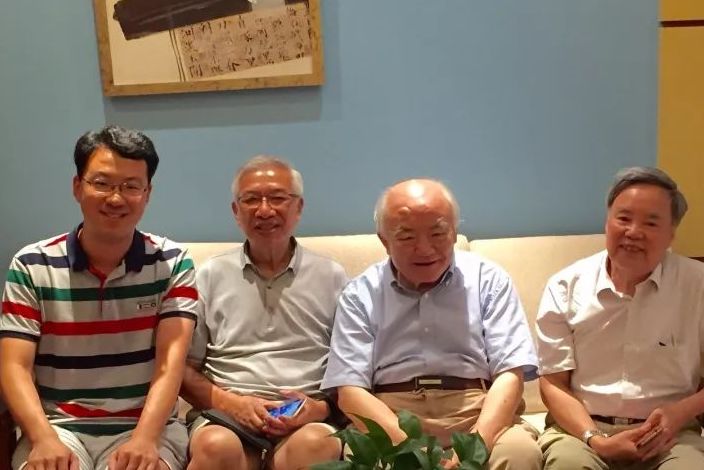 群、温儒敏、吴福辉谈《中国现代文学三十年》