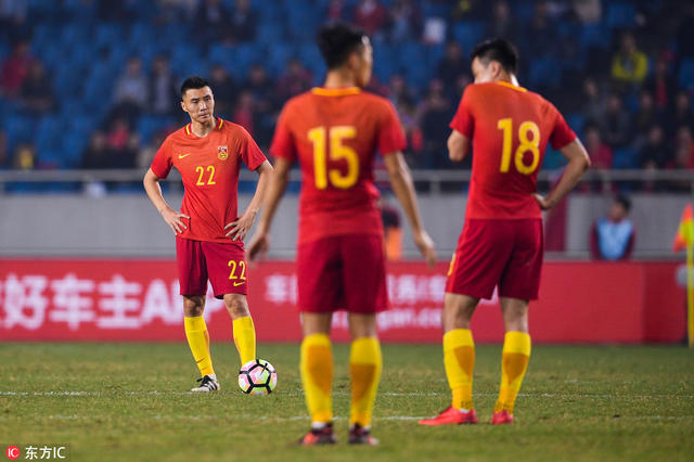 新华社:完败警醒国足 中日韩足球真实实力差惊