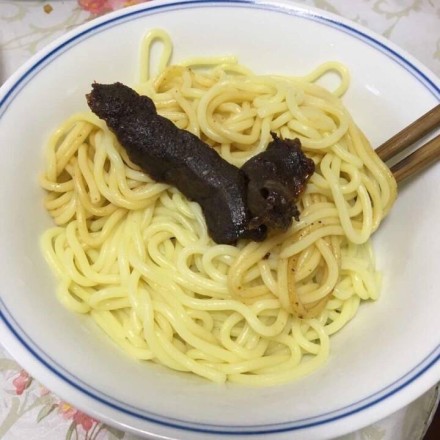 fun来了:夫妻相是接吻造成的 证明丑是会传染的 fun来了:夫妻相是接吻造成的 证明丑是会传染的图片