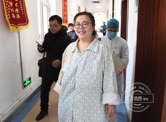 “中国第一胖女孩”瘦了 两年内从488斤减到190斤(图)_凤凰网