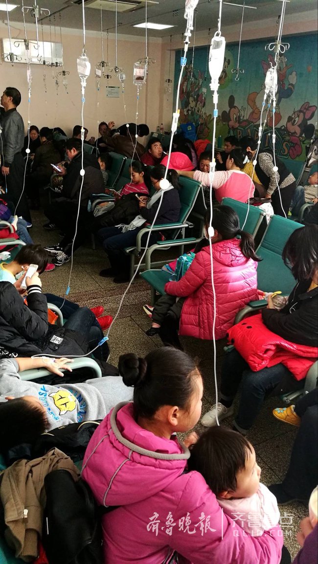 青岛医生挤爆:病毒性v医生70%小时24隐性无休埃博拉儿科感染图片