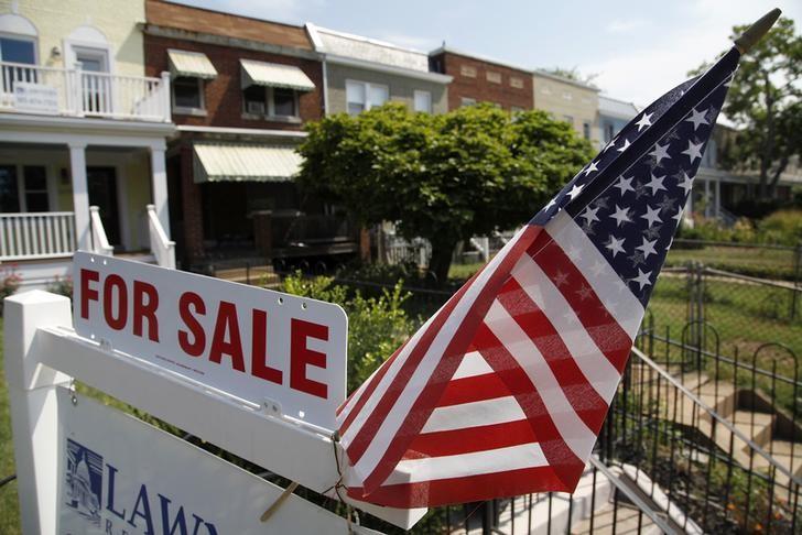 美国抢房现金为王：卖一套房只要三周 房价68个月上涨