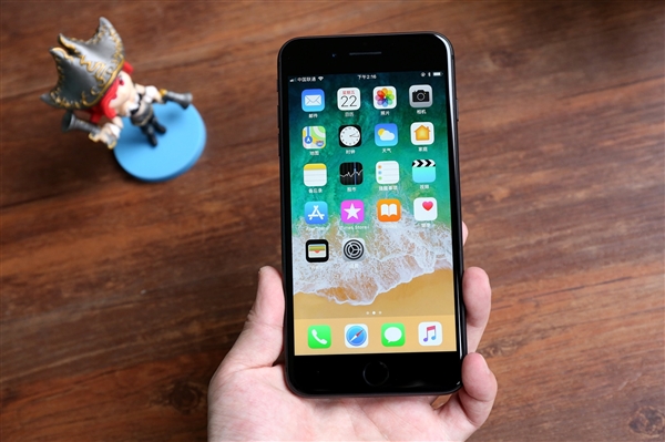 坑！iPhone 6/6S升iOS 11.2.2后性能大幅缩水 新机没事