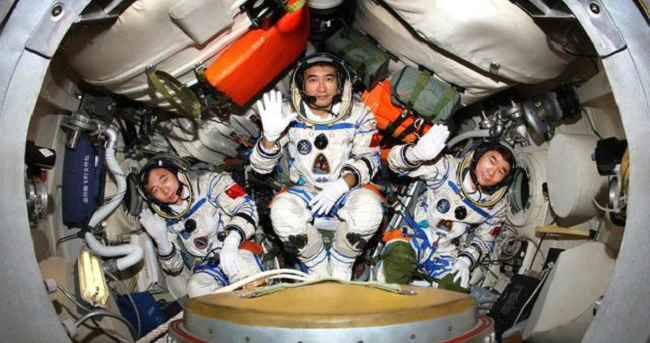 
这才是真正的“天团”！看完之后，肃然起敬！
