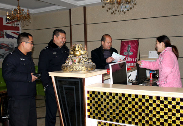 项城出入境管理民警联合派出所 防止外国人非