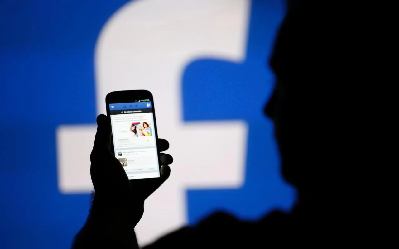 欧盟：Facebook确认270万欧洲人的数据被不当使用