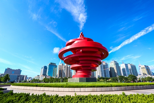 6月15日 上海合作组织国家进口商品展青岛开幕