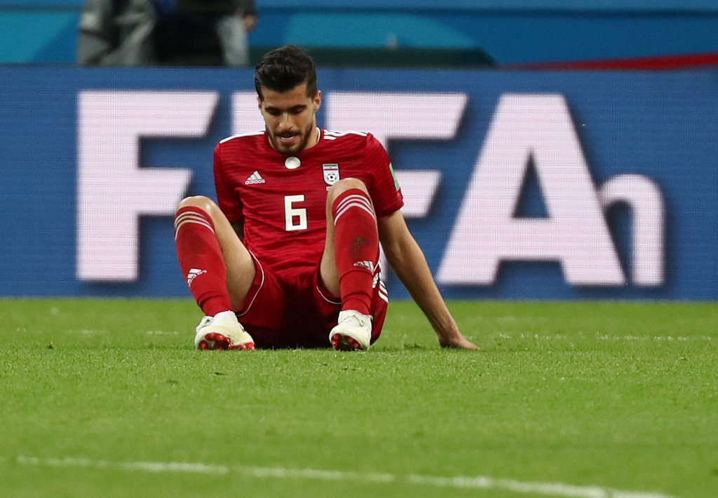 伊朗6-3-1阵型险爆大冷!进球被吹+中框令西班