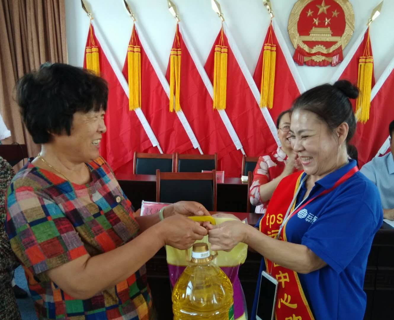 纪念建党九十七周年 走访慰问老党员活动捐赠