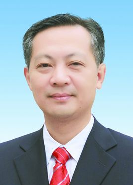 张硕辅调任广东省委常委、广州市委书记