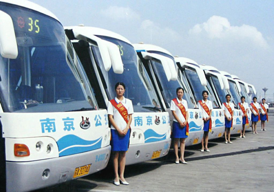 南京40年·百姓心声|我眼中的南京公交_手机凤凰网