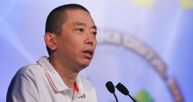 

马云跟他平起平坐，凭一句广告语就赚了500亿！出行是私人飞机