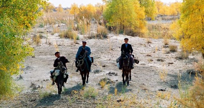 

我国最后的原始部落，从来不与现代人接触，隐居神秘沙漠400年


