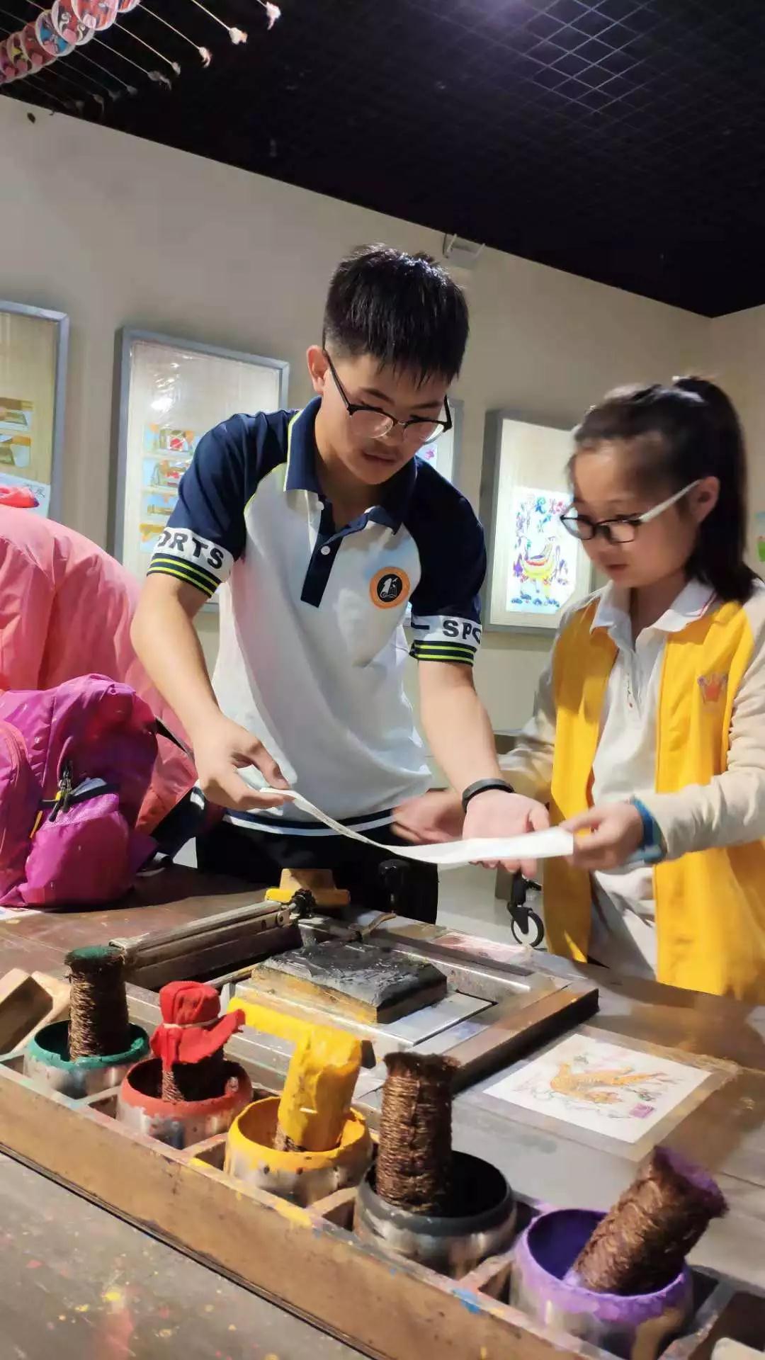 艰辛知人生实践长才干 青岛崂山一中志愿者国