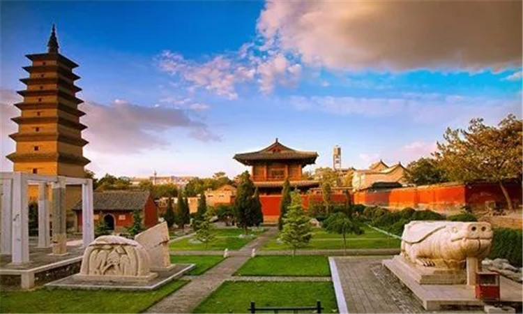 晋州gdp_晋州市第一 富人区 名单公布 晋州市富人区千万豪车美女成群,贫穷限制了大众的想象