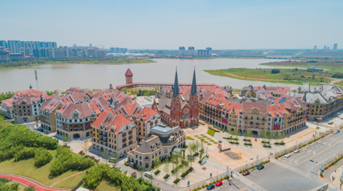 南昌:探究绿地卢塞恩临湖花园办公劲销的秘密