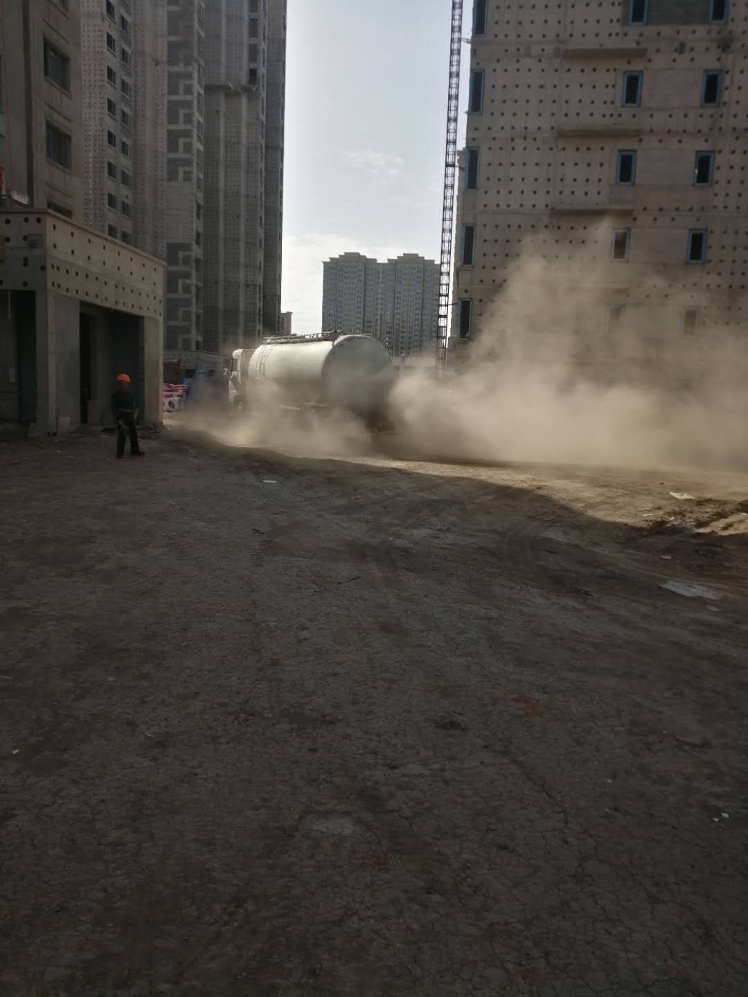 省生态环境厅持续开展扬尘专项执法检查 8处建