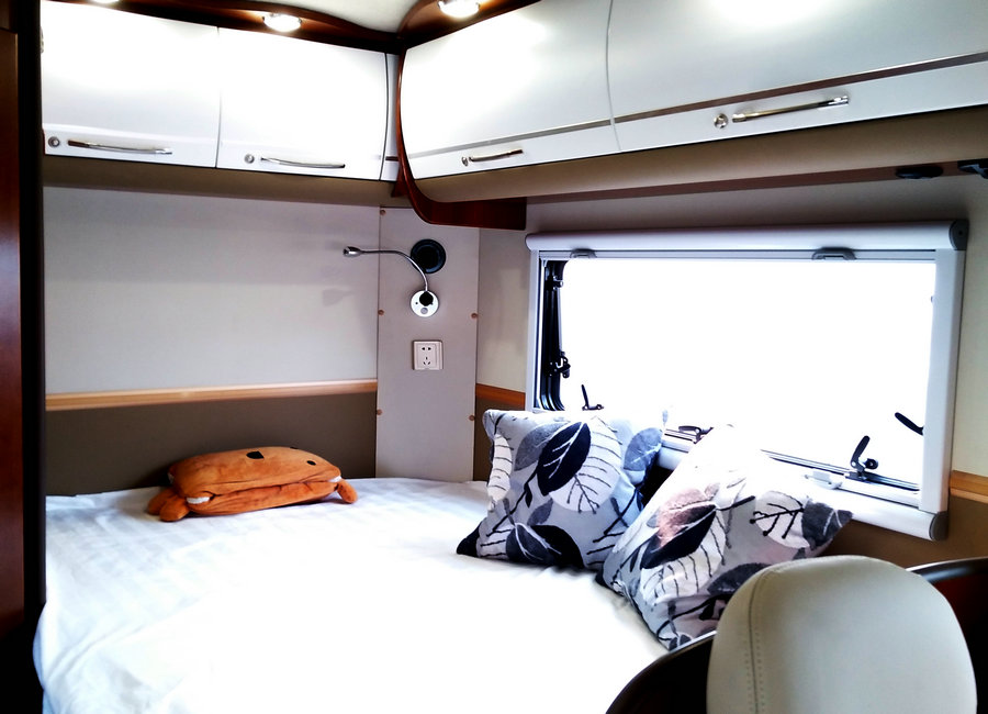 买全顺福特房车绝不后悔 全家郊游必备