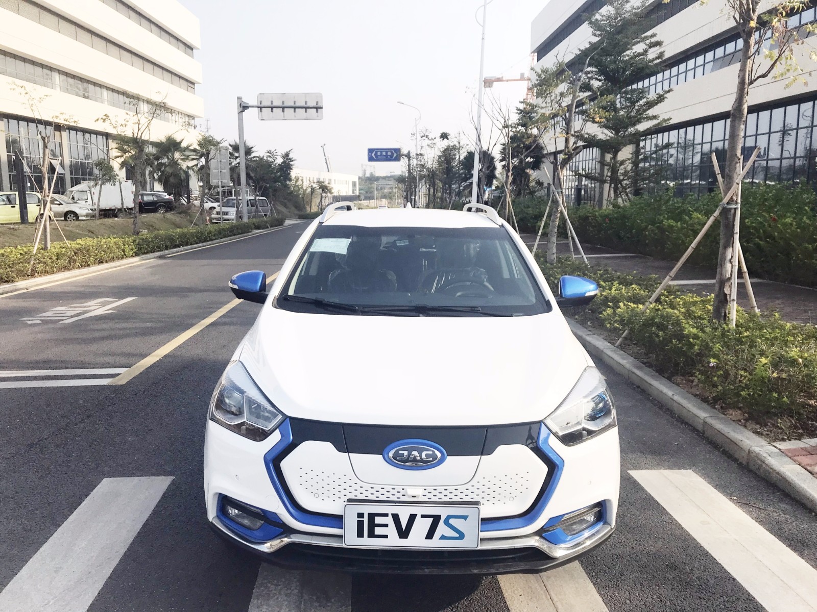 最新款suv 江淮iev7s-厦门轻绿_凤凰网汽车