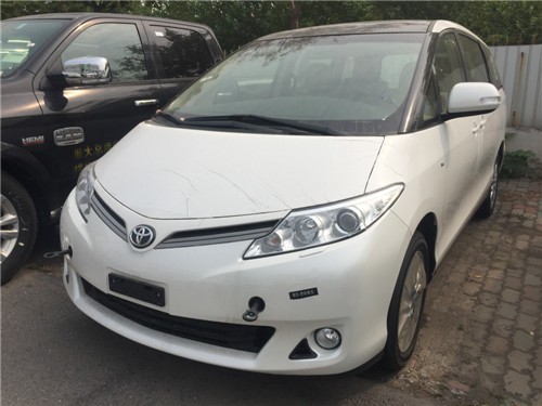 2017款丰田普瑞维亚 顶尖商务无可挑剔