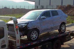 长安CS55谍照曝光 定位紧凑SUV明年推出