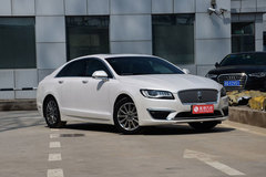 30万可入手的高配美系贵族 MKZ对比ATS-L