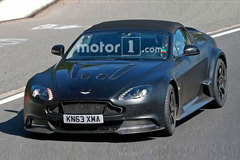 敞开顶棚去赛车! Vantage GT12敞篷版谍照