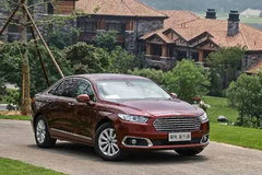 福特金牛座1.5T的四个亮点和两个槽点