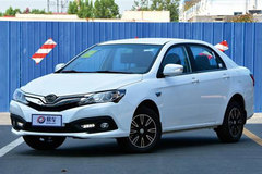 实拍新比亚迪F3 轴距增加/设计年轻化