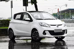 路虎旋钮换挡这些5万块的车就能拥有