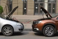 电瓶没电怎么办？四种方法应急启动！