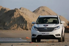 试驾东风小康风光580 硬件不够软件凑