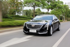 试驾凯迪拉克CT6插电混 科技堆砌的产物