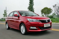 性能省油都想要 试驾长安悦翔V7 1.0T