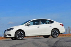 实用派还是时尚派 标致308对日产轩逸