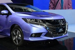 两厢/掀背谁更耐看 竞瑞飞度外观对比