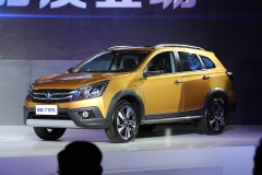 启辰新款T70X上市 售11.68-13.38万元