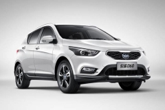 差不多的价格，你还会买五菱宏光吗？