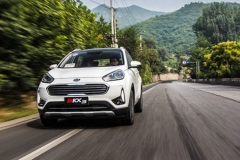 更年轻/更具运动范儿 试驾起亚新款KX3