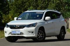 自主紧凑级SUV对决！比亚迪宋对哈弗H6