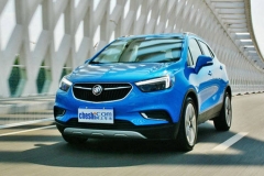 全新家族风格颜值高 试驾别克昂科拉18T