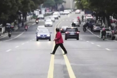 老司机带带我：司机眼里行人5大渣行为